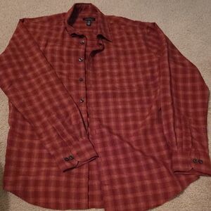Van Heusen Burnt Orange Casual Button Down Shirt, Medium